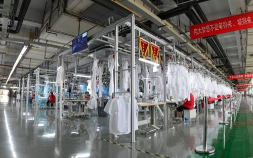 紅豆股份襯衫廠廠長(zhǎng)徐亞東 數(shù)智賦能讓紅豆襯衫成為國(guó)潮 民牌